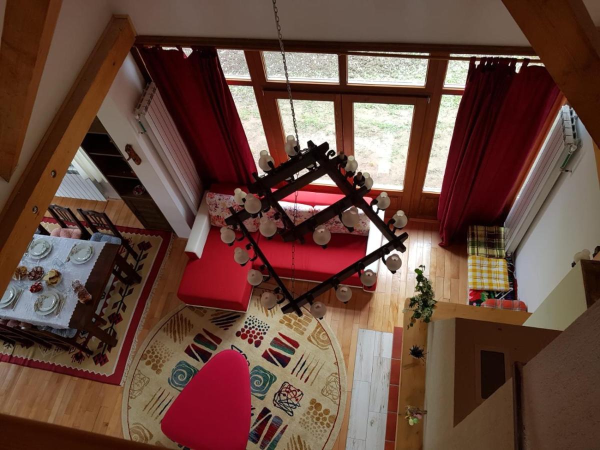 Albinuta Guesthouse Ozun 外观 照片