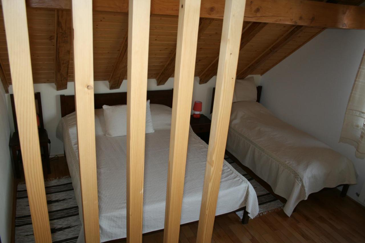 Albinuta Guesthouse Ozun 外观 照片
